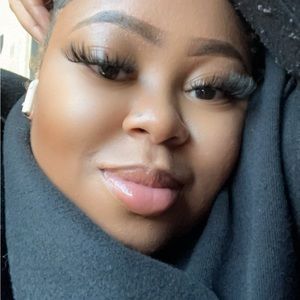 Meet your Posher, Tytweety